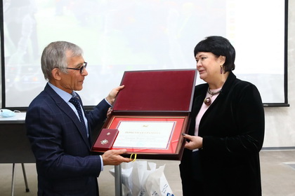 Ольга Носенко вручила Почетные грамоты и благодарности лучшим сотрудникам Института систем энергетики им. Л.А. Мелентьева